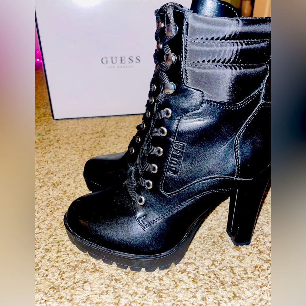 GUESS BOOTS